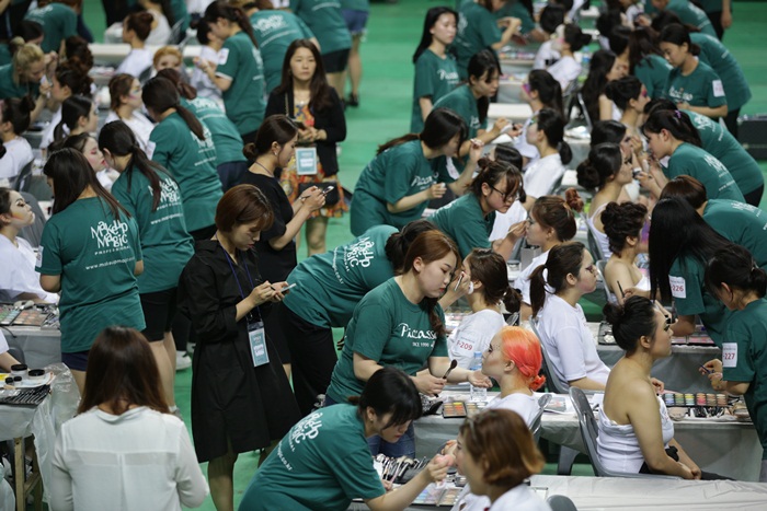 전자심사채점중